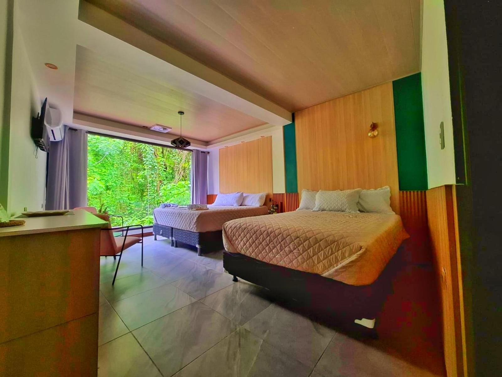Luciernagas Hotel *